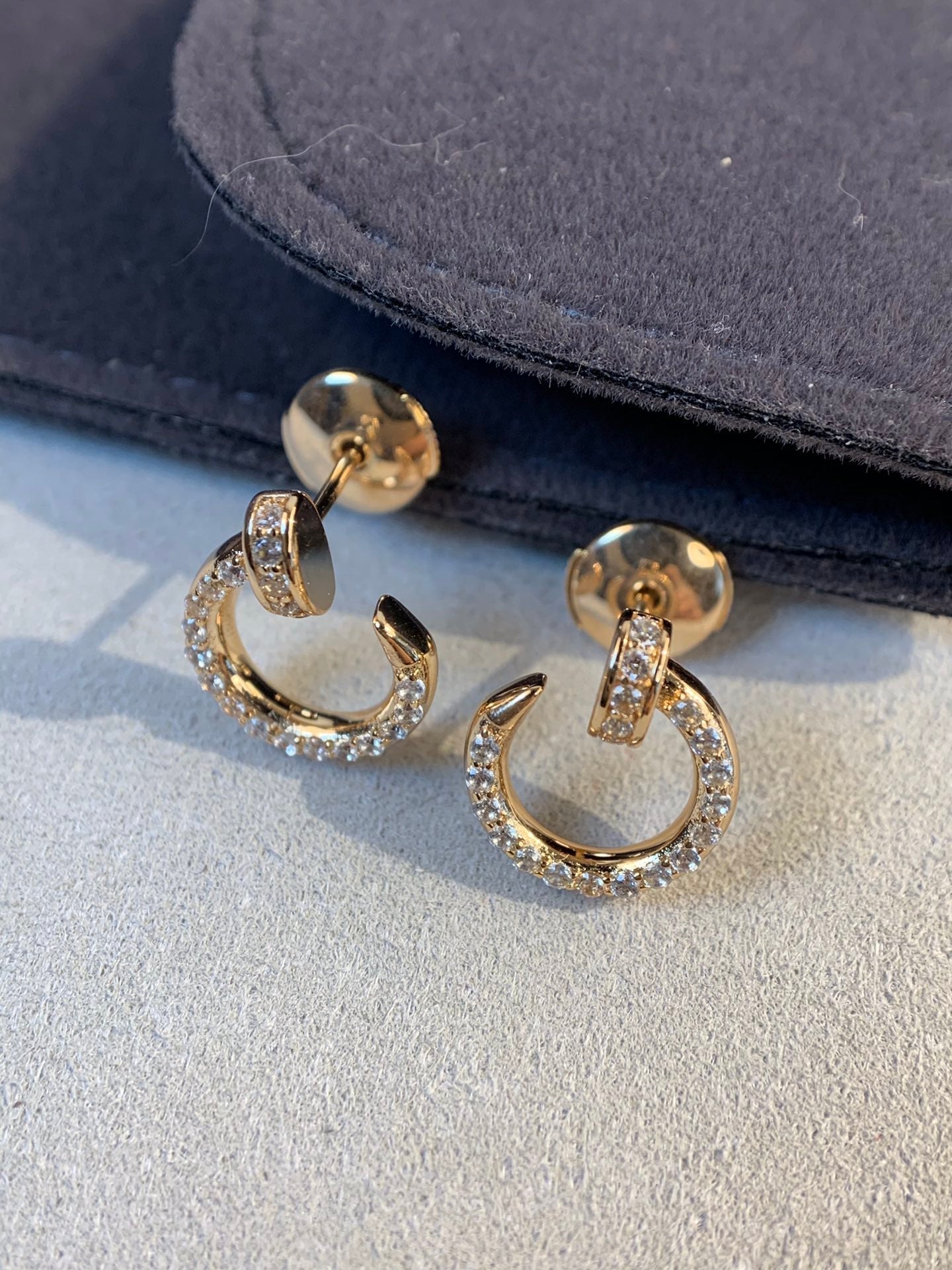 [Love Lucky]JUSTE EARRINGS GOLD DIAMONDS