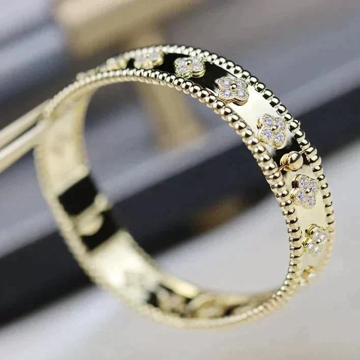 [Love Lucky]CLOVER ARMBAND 8MM DIAMANTEN