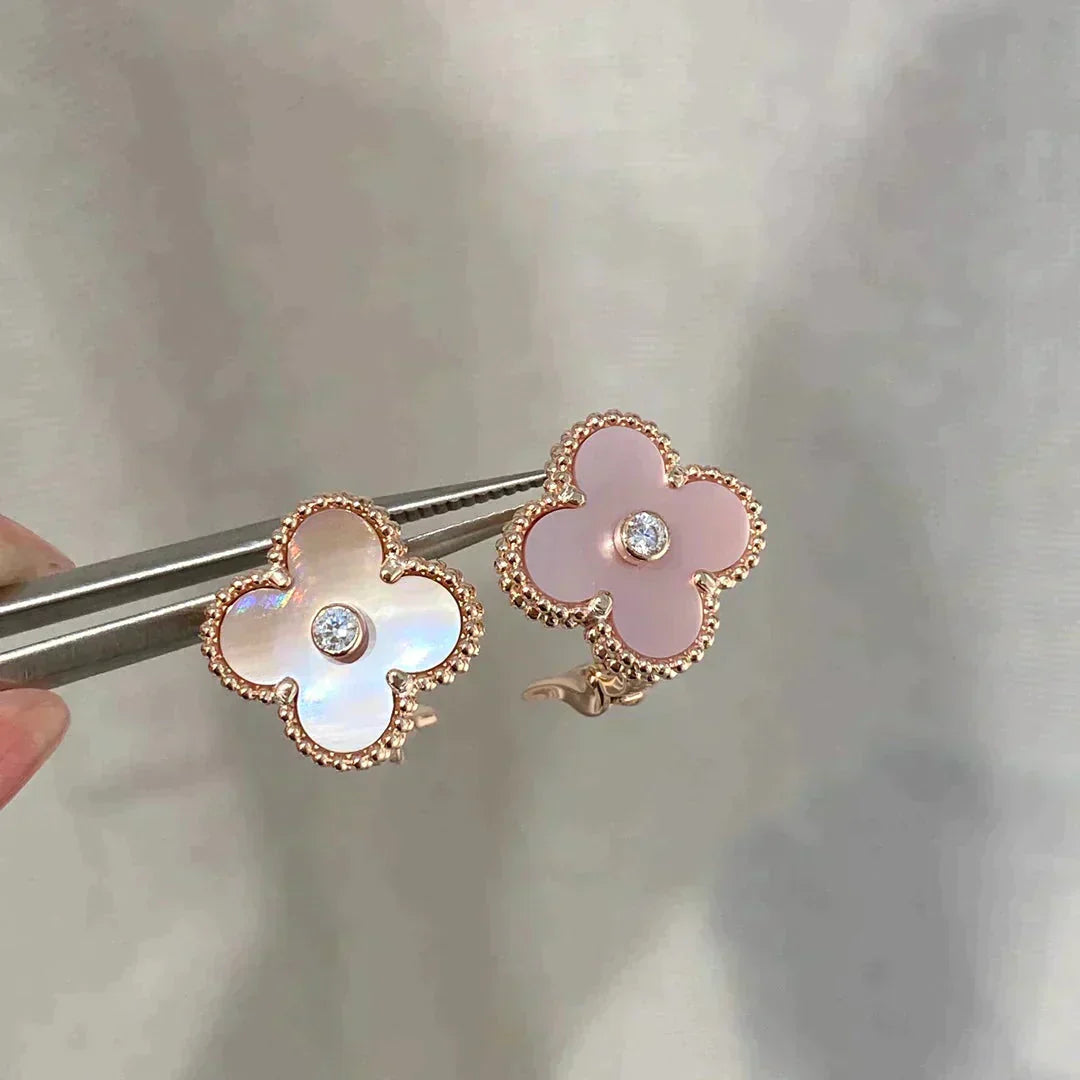 [Love Lucky]CLOVER MEDIUM 1 MOTIFS PINK MOP DIAMOND OHRRINGE