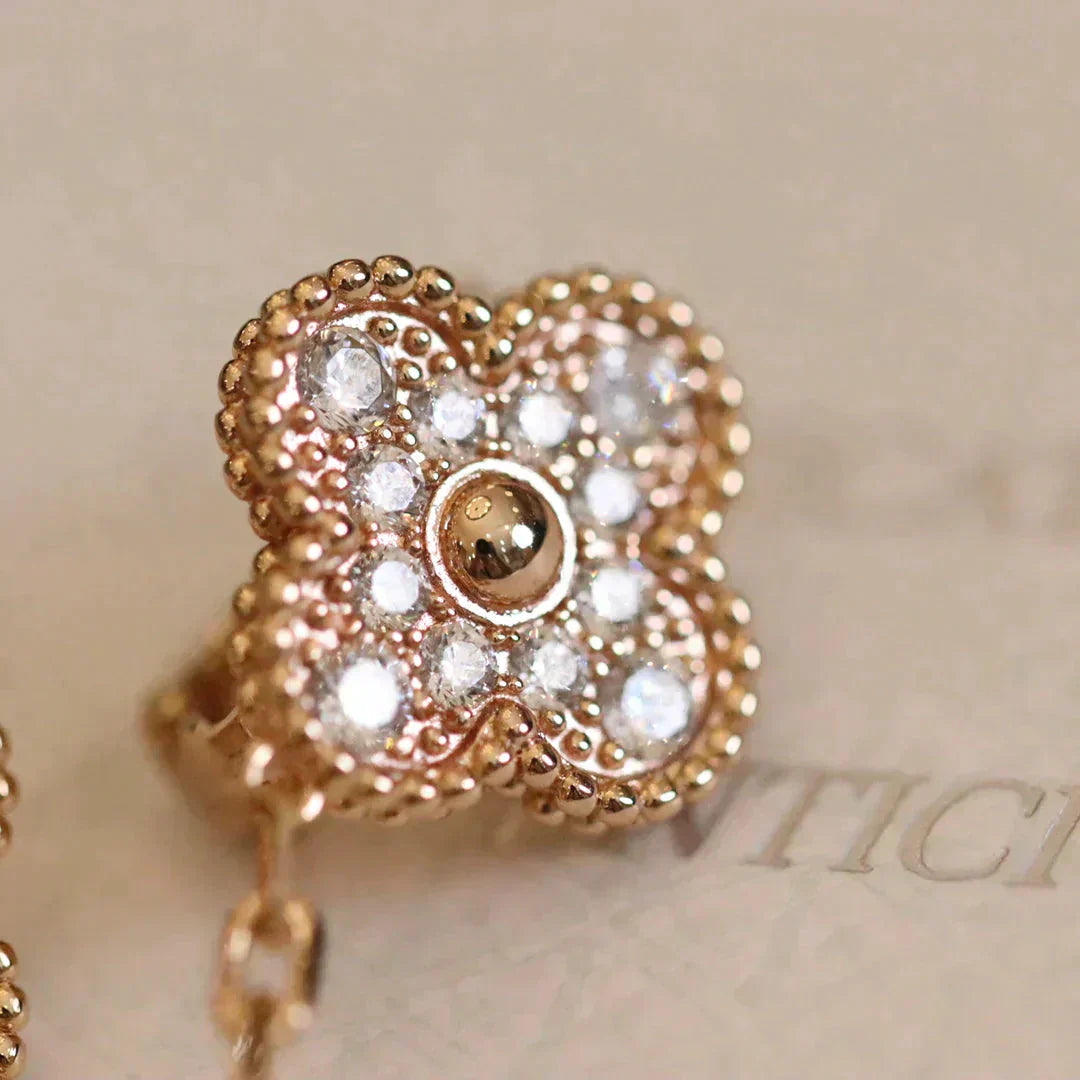 [Love Lucky]CLOVER MEDIUM 1 MOTIFS VOLLE DIAMANT-OHRRINGE