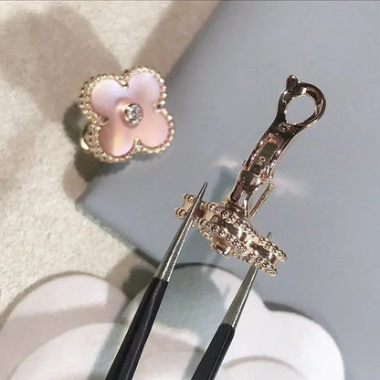 [Love Lucky]CLOVER MEDIUM 1 MOTIFS PINK MOP DIAMOND OHRRINGE