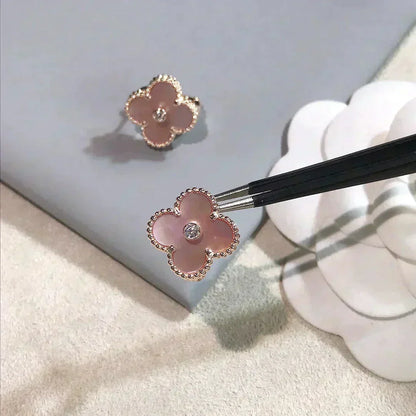 [Love Lucky]CLOVER MEDIUM 1 MOTIFS PINK MOP DIAMOND OHRRINGE