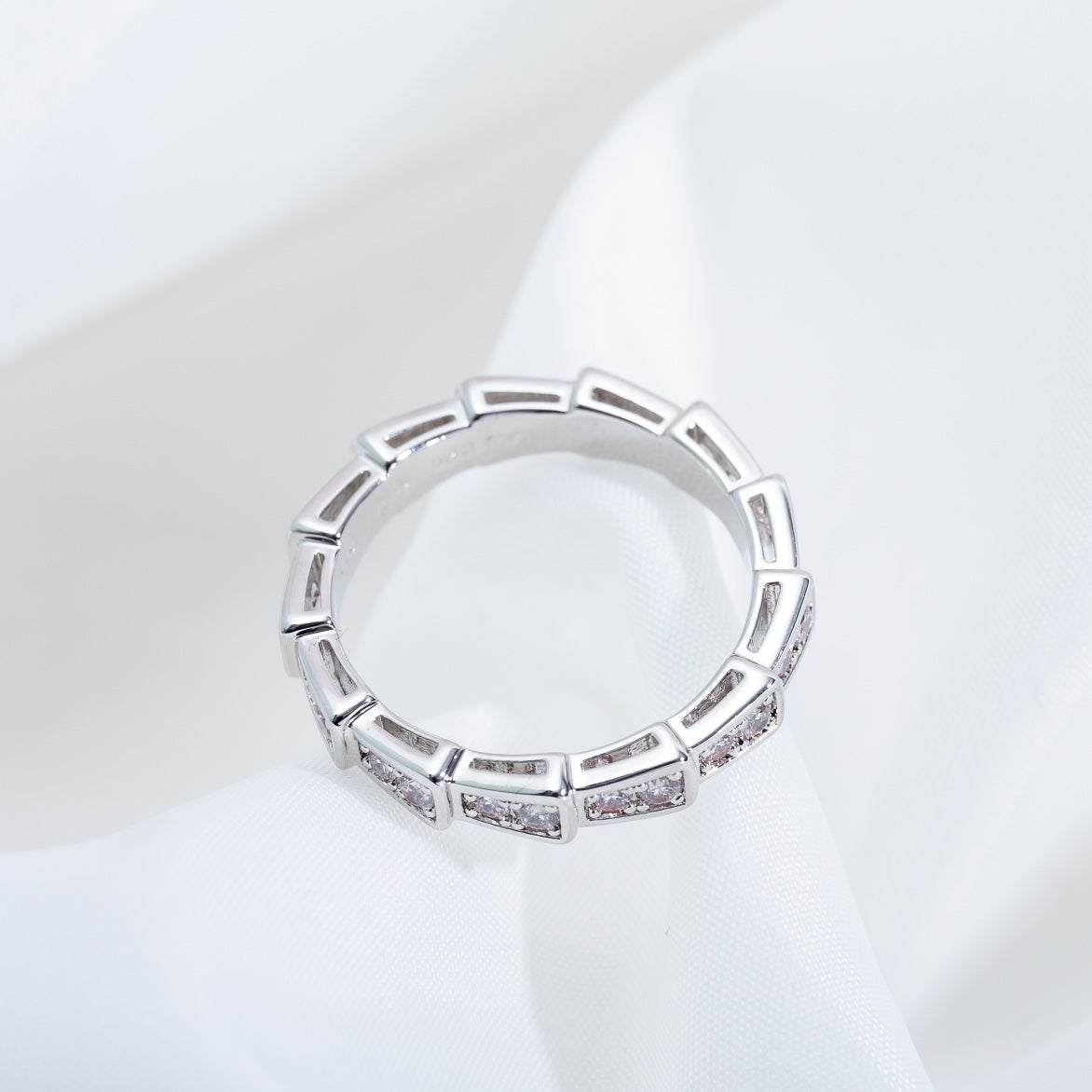 [ラブラッキー]セルペンティリング シルバー ダイヤモンド パヴェ 3MM