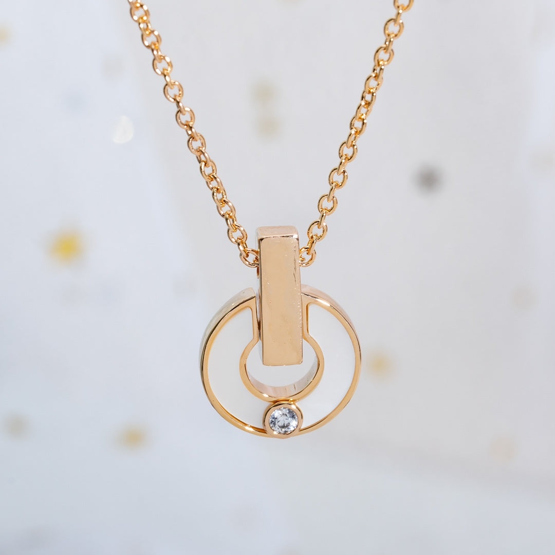 [Love Lucky]GARI HALSKETTE ROSA GOLD MOP