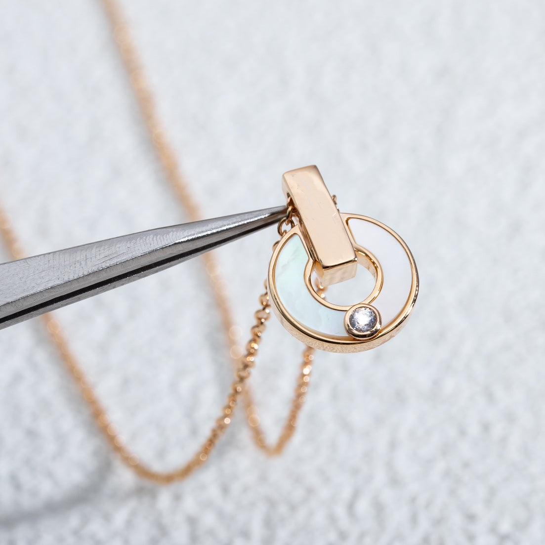[Love Lucky]GARI HALSKETTE ROSA GOLD MOP