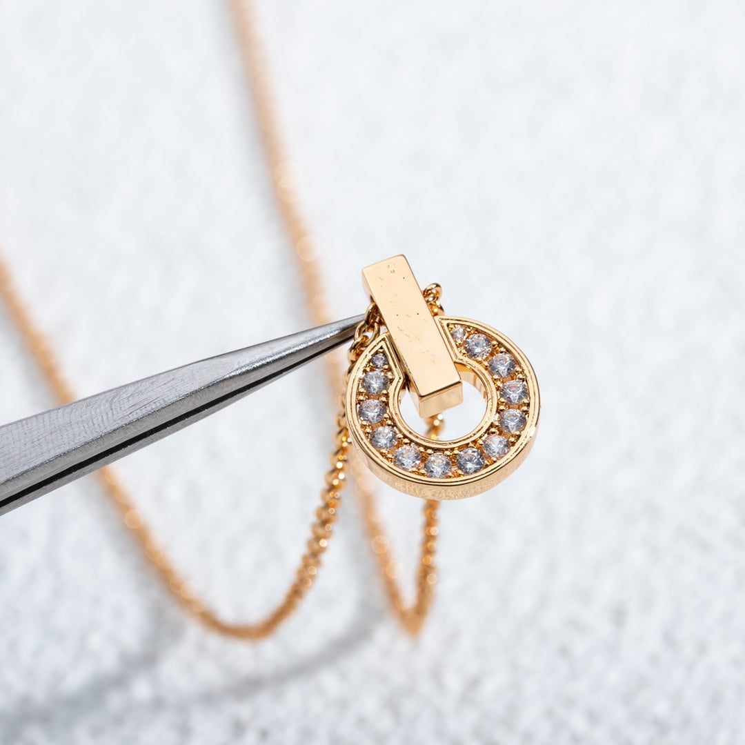 [Love Lucky]GARI HALSKETTE ROSA GOLD DIAMANT