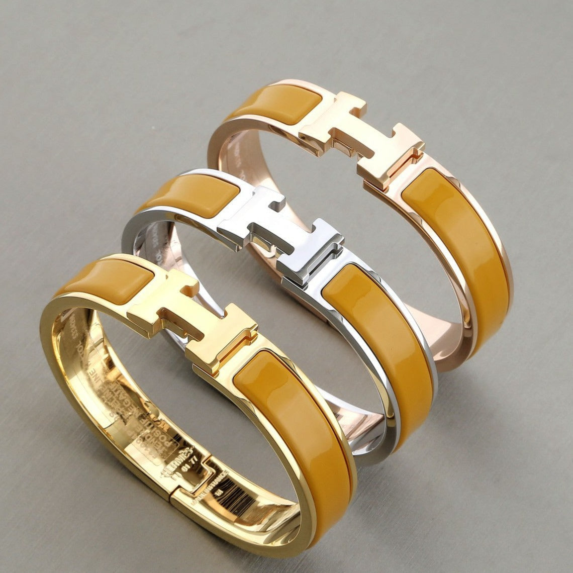 [Love Lucky]H ARMBAND PERU 12MM