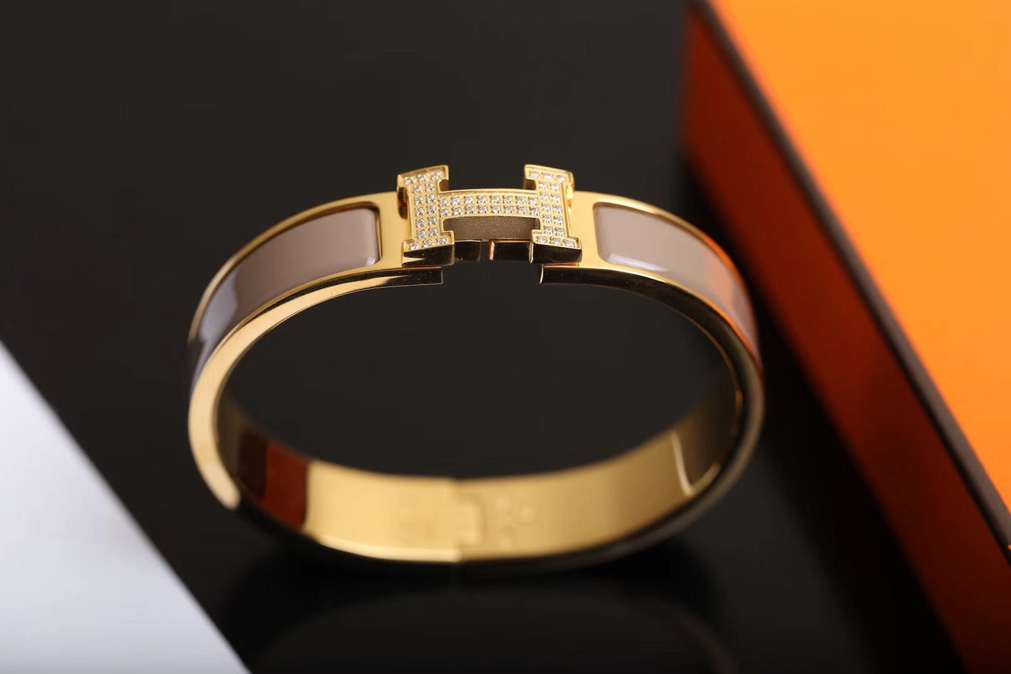 [Love Lucky]H BRACELET GOLD DIAMOND