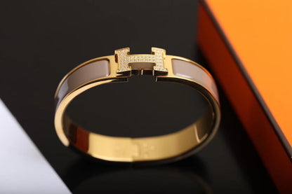 [Love Lucky]H BRACELET GOLD DIAMOND