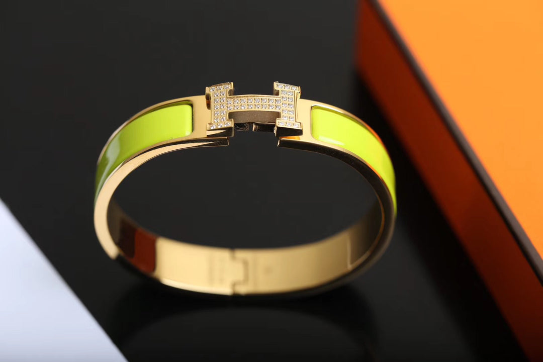 [Love Lucky]H BRACELET GOLD DIAMOND
