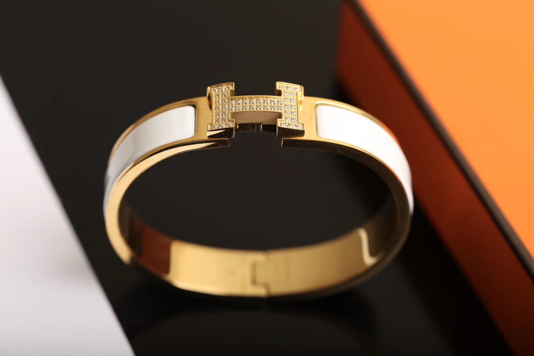 [Love Lucky]H BRACELET GOLD DIAMOND