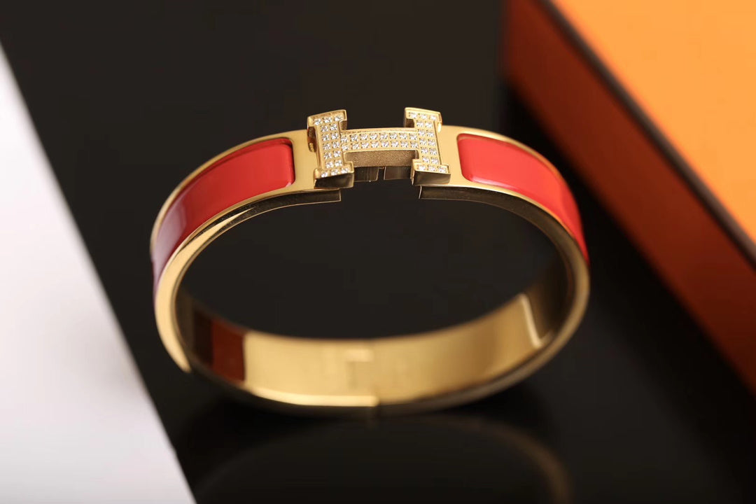 [Love Lucky]H BRACELET GOLD DIAMOND