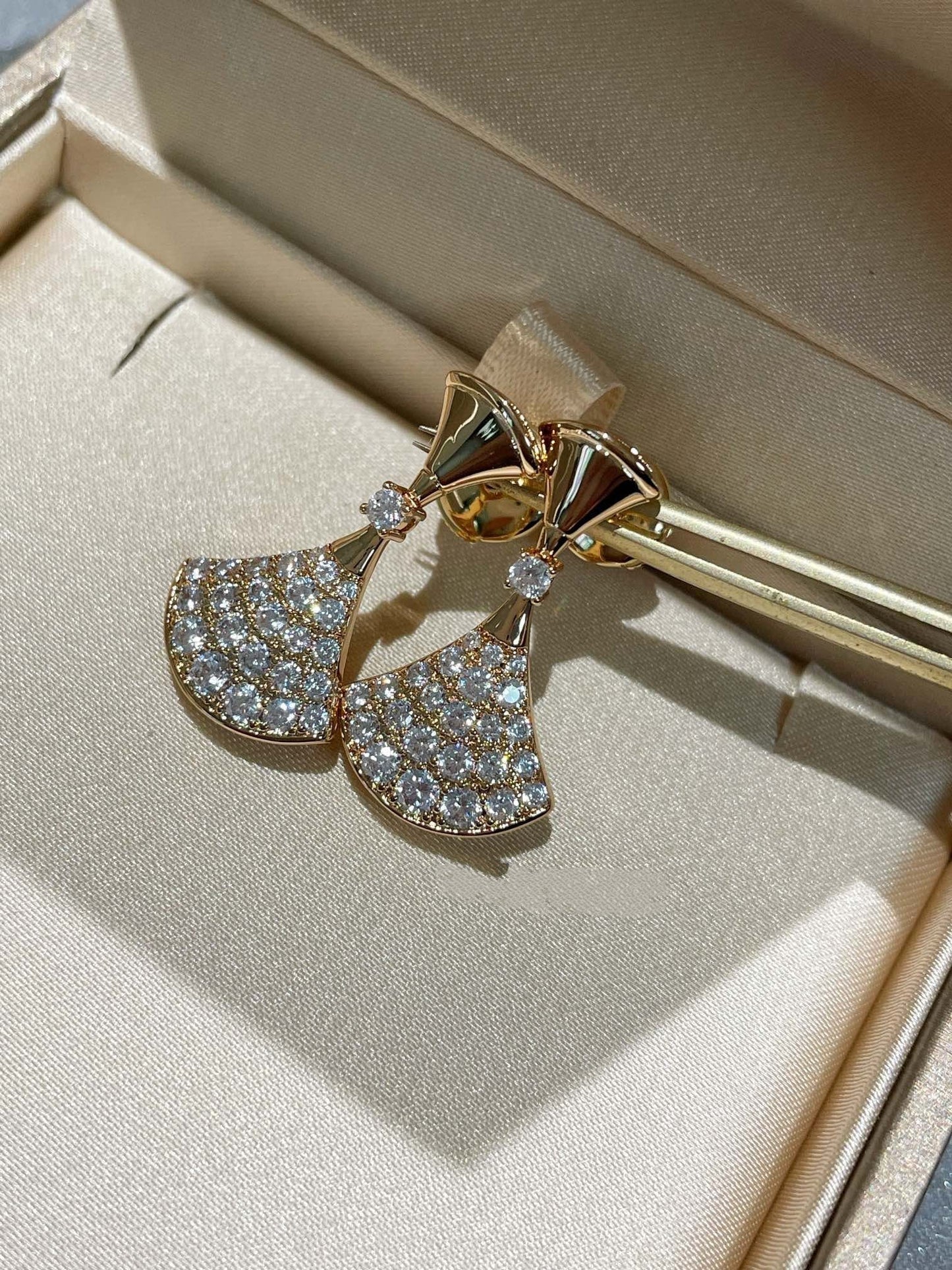 [Love Lucky] TRAUM-OHRRINGE DIAMANT