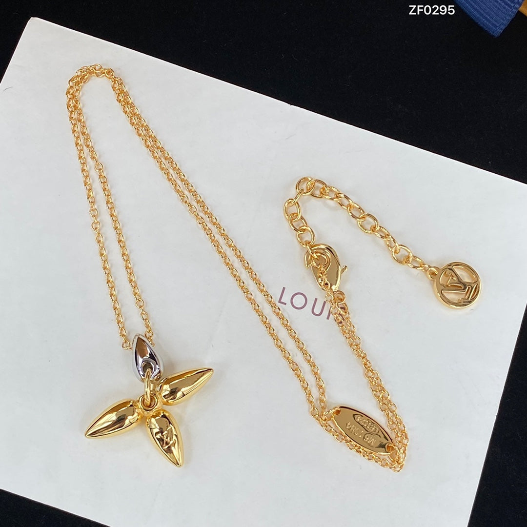[Love Lucky] LOUISETTE ANHÄNGER GOLD HALSKETTE