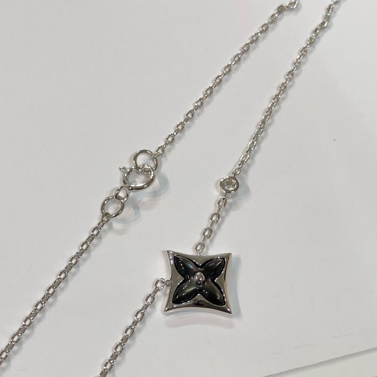 [Love Lucky]Stern schwarz Mop Halskette