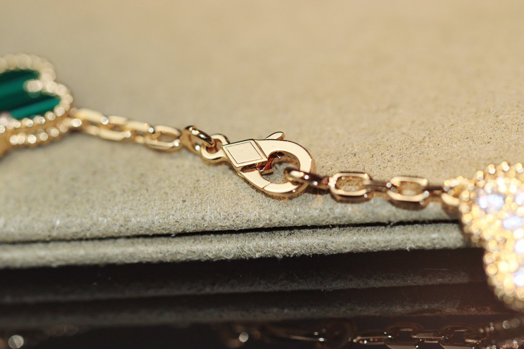 [Love Lucky]CLOVER 20 Motive Onyx Roségold