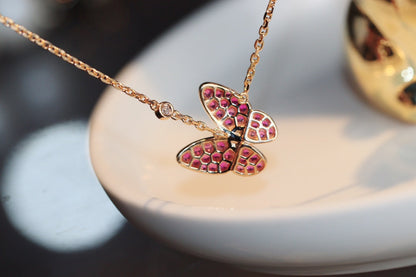 [Love Lucky] SCHMETTERLING ROTE DIAMANT ROSÉGOLD HALSKETTE