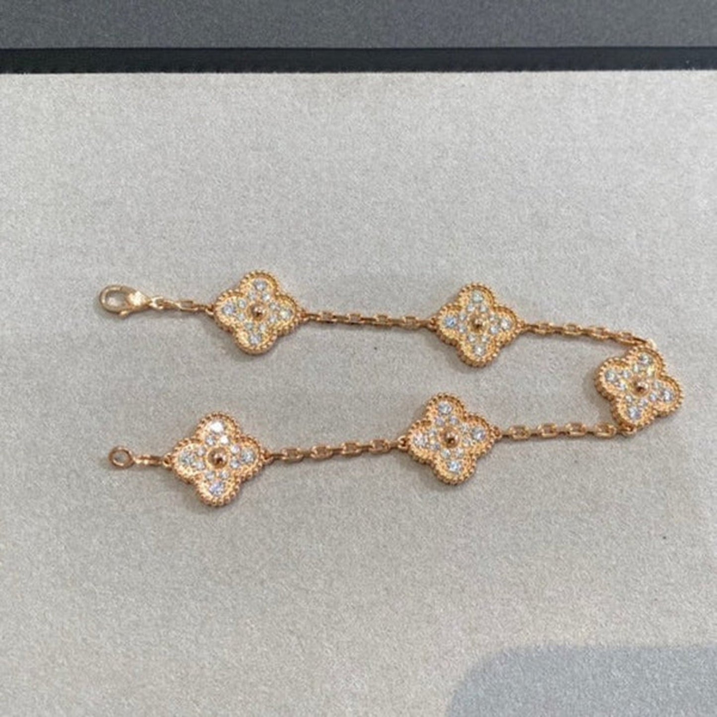 [Love Lucky]CLOVER 5 MOTIVE VOLLDIAMANTARMBAND