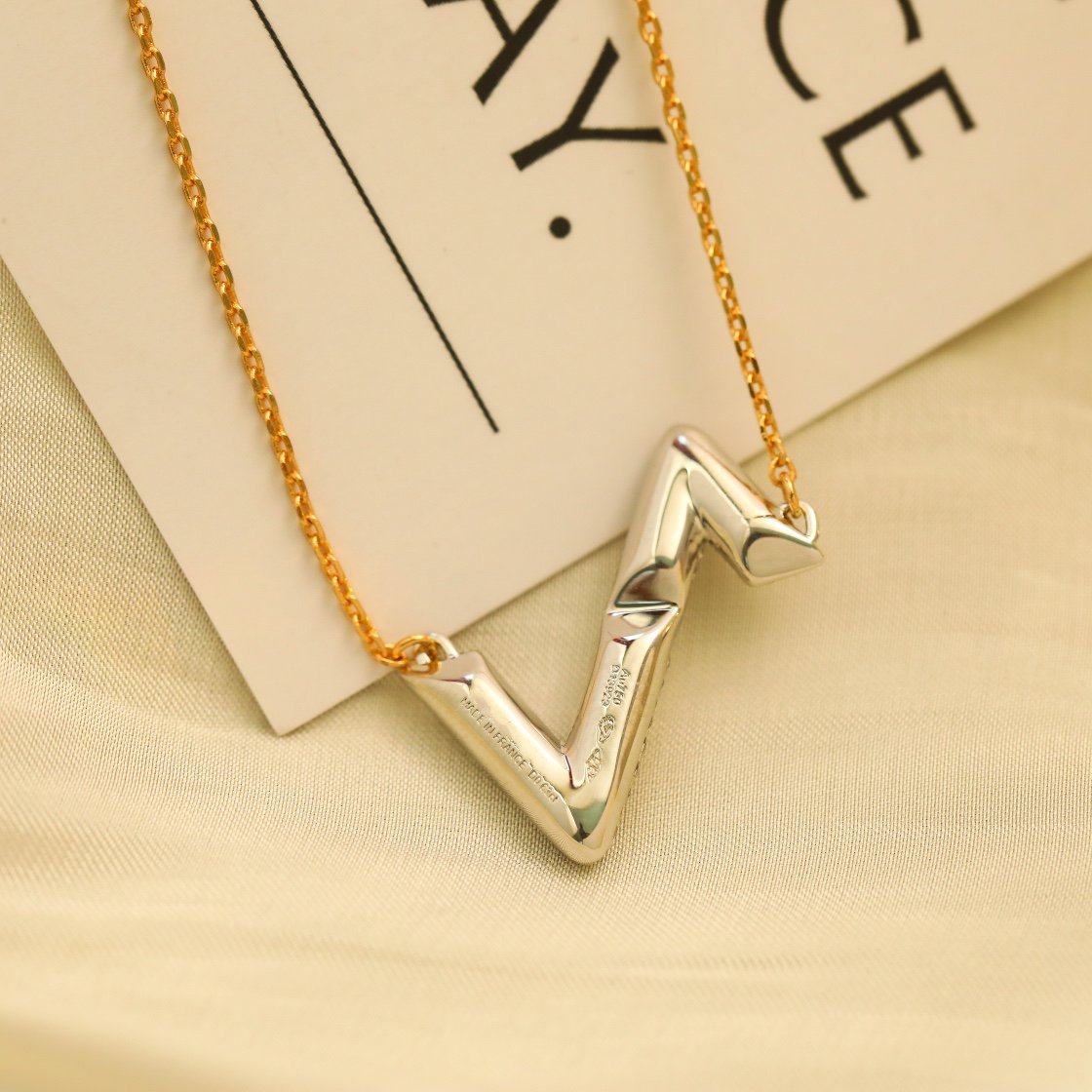[Love Lucky] VOLT SILBER DIAMANT ANHÄNGER HALSKETTE
