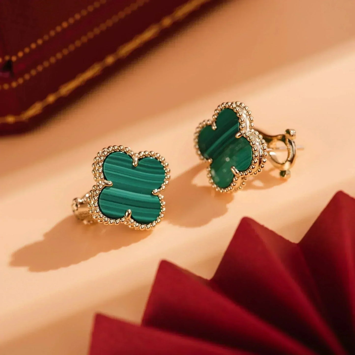 [Love Lucky]CLOVER MEDIUM 1 MOTIFS MALACHIT OHRRINGE