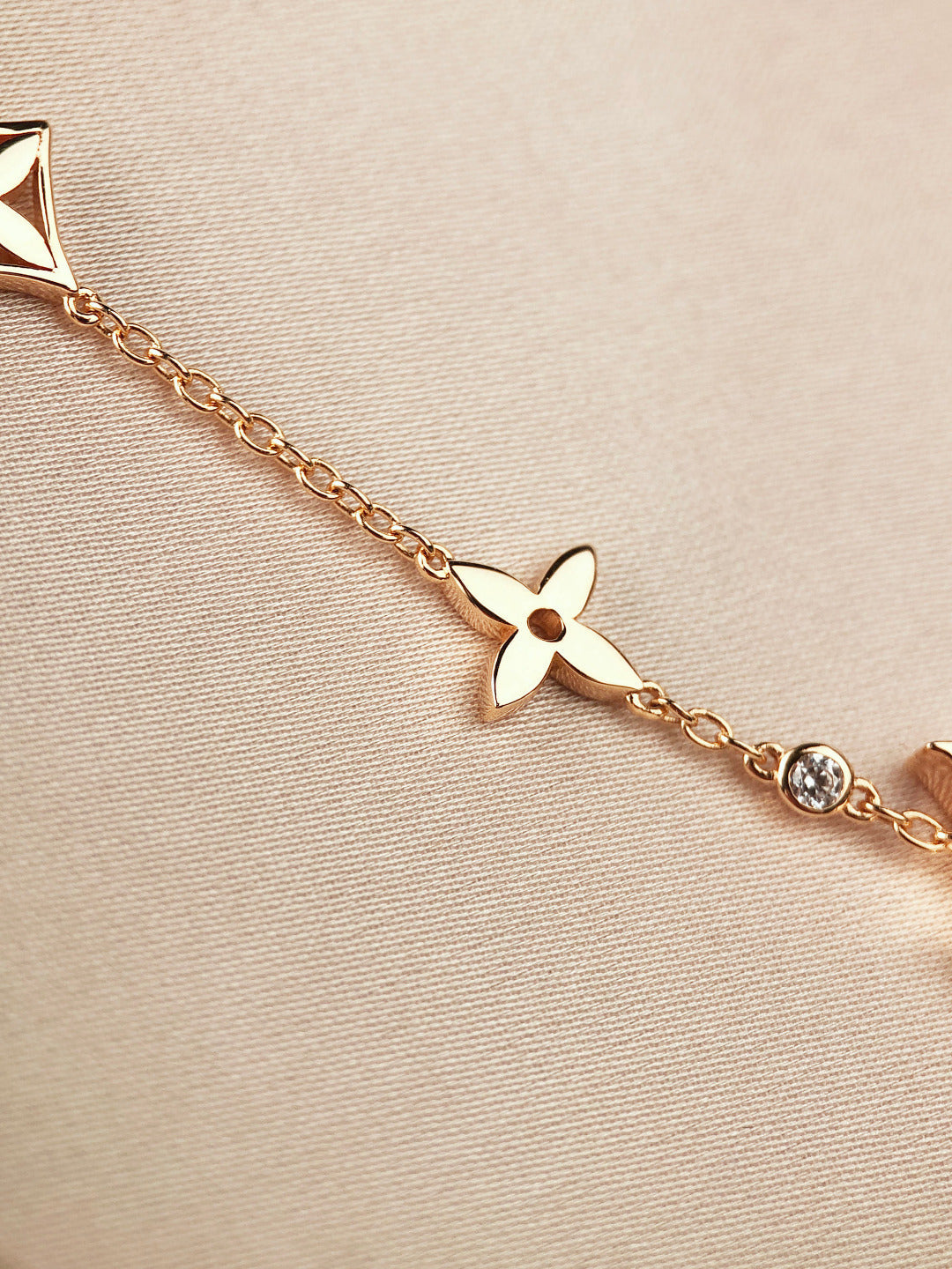[Love Lucky]Stern und Sonne 7 Motive Gold Armband