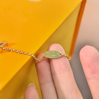 [Love Lucky] GOLDARMBAND MIT LOGO-STERNMOTIV