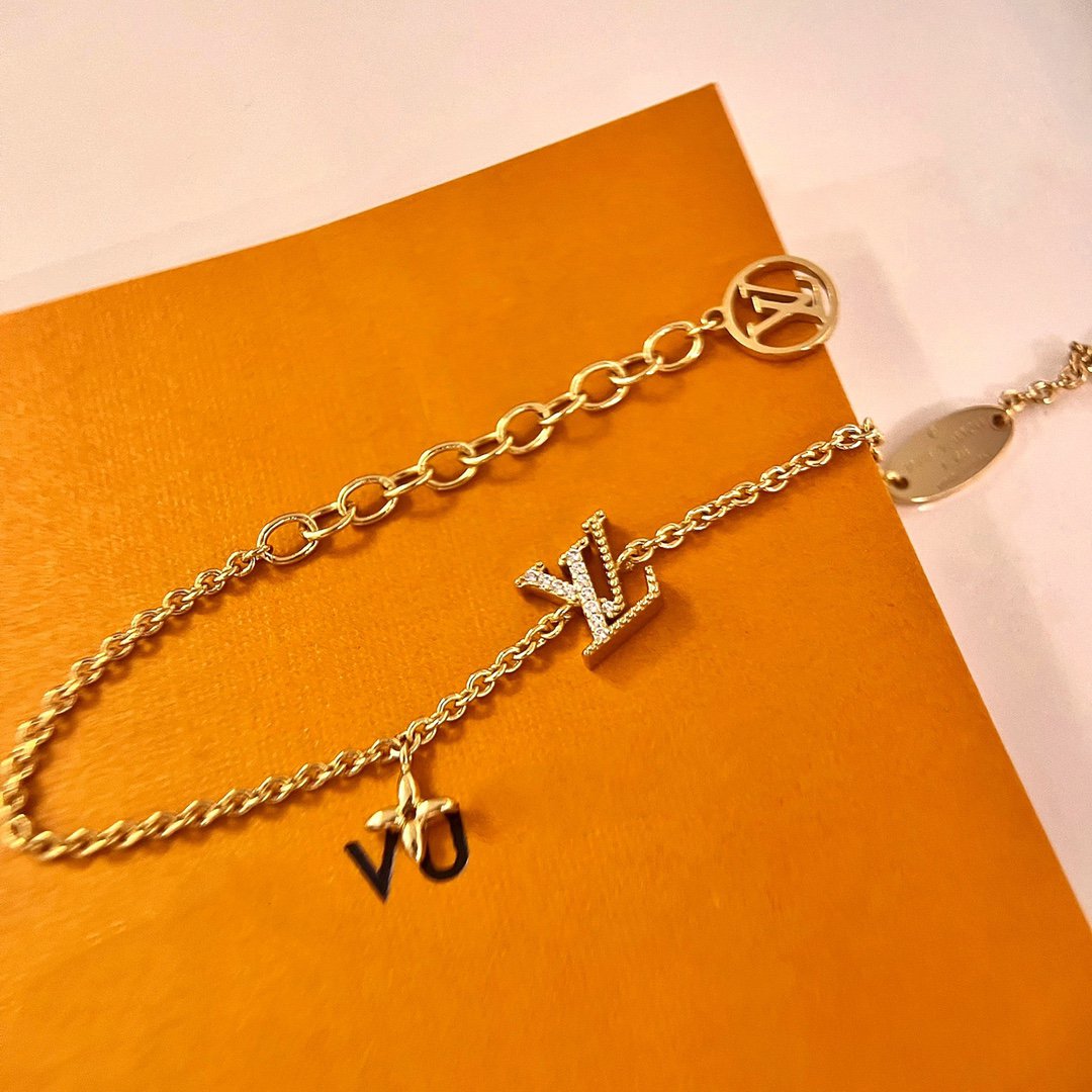 [Love Lucky] GOLDARMBAND MIT LOGO-STERNMOTIV