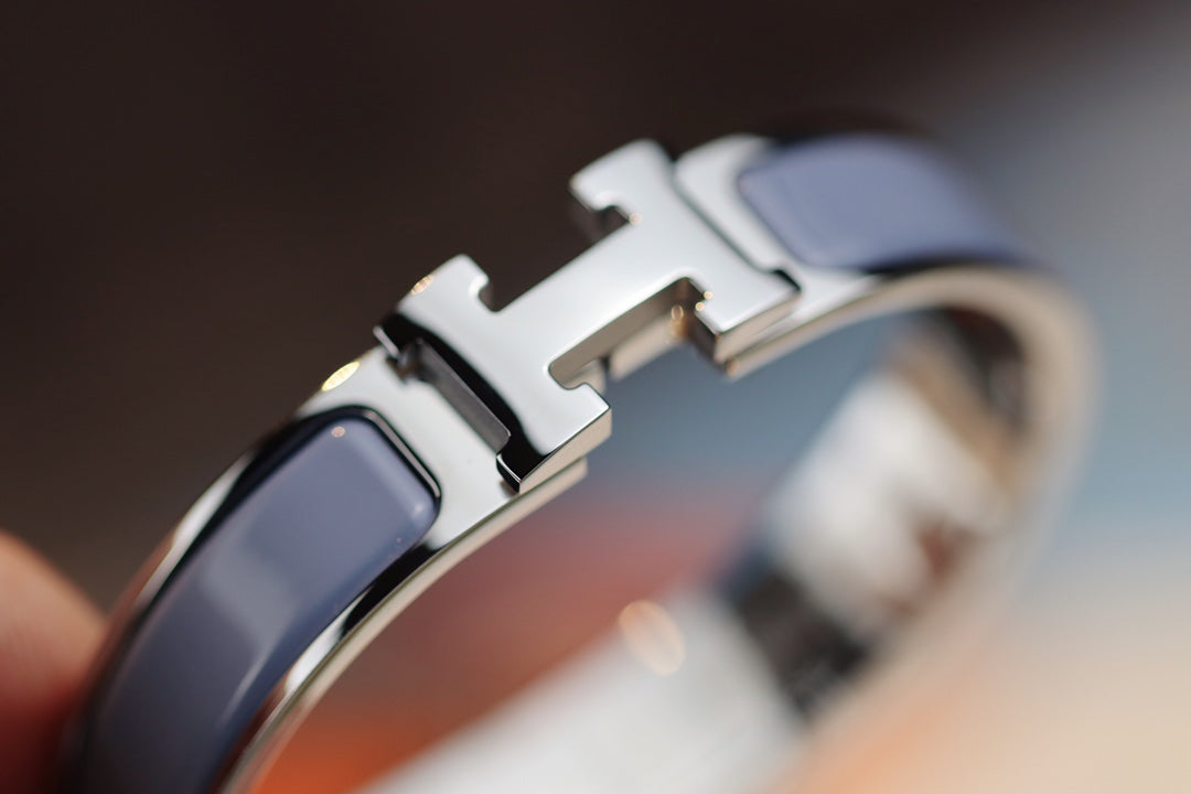 [ラブラッキー]Hブレスレット 12MM ブルーグレー