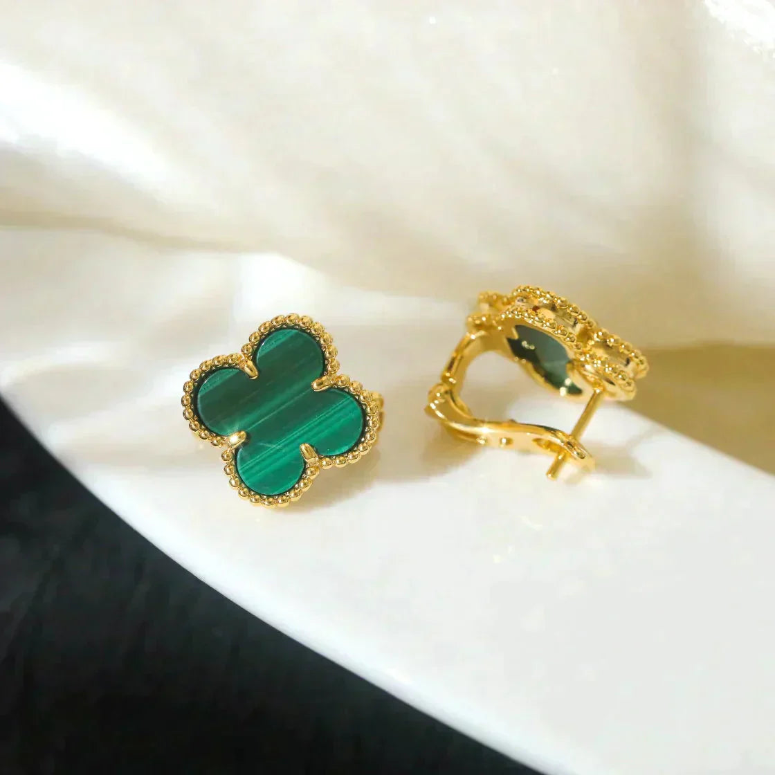 [Love Lucky]CLOVER MEDIUM 1 MOTIFS MALACHIT OHRRINGE