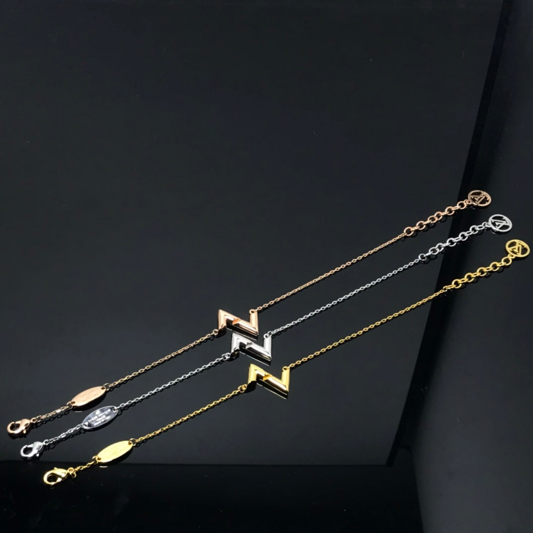 [Love Lucky]VOLT LV LOGO ARMBAND