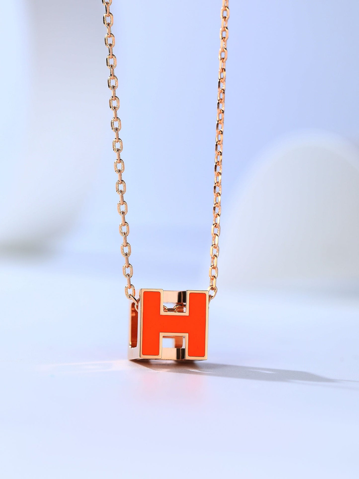 [Love Lucky]H CAGE PINK GOLD NECKLACE