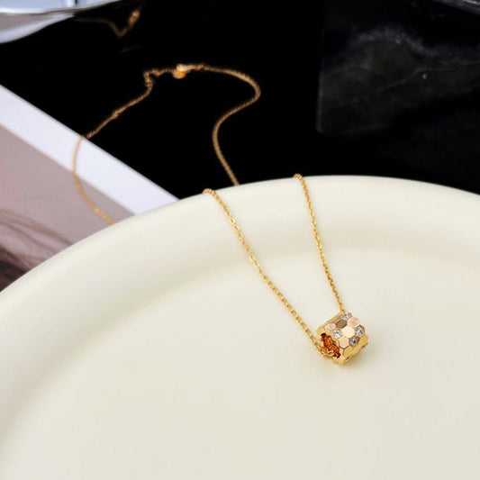 [Love Lucky] BEE MINI ANHÄNGER DIAMANT HALSKETTE