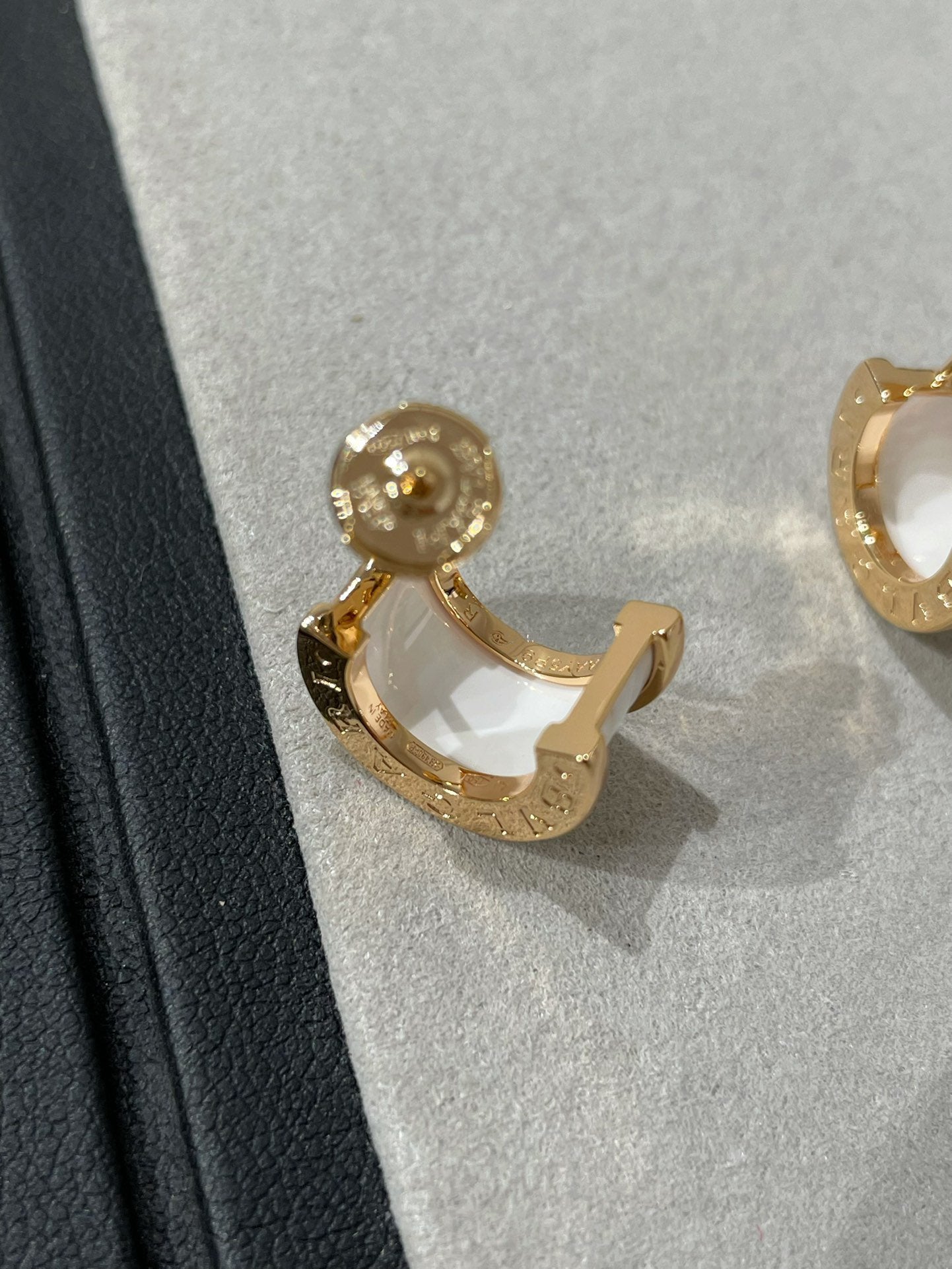 [Love Lucky]ZERO 1 ROSA GOLD KERAMIK OHRRINGE