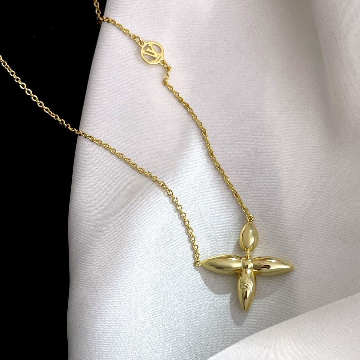[Love Lucky] LOUISETTE GOLD HALSKETTE