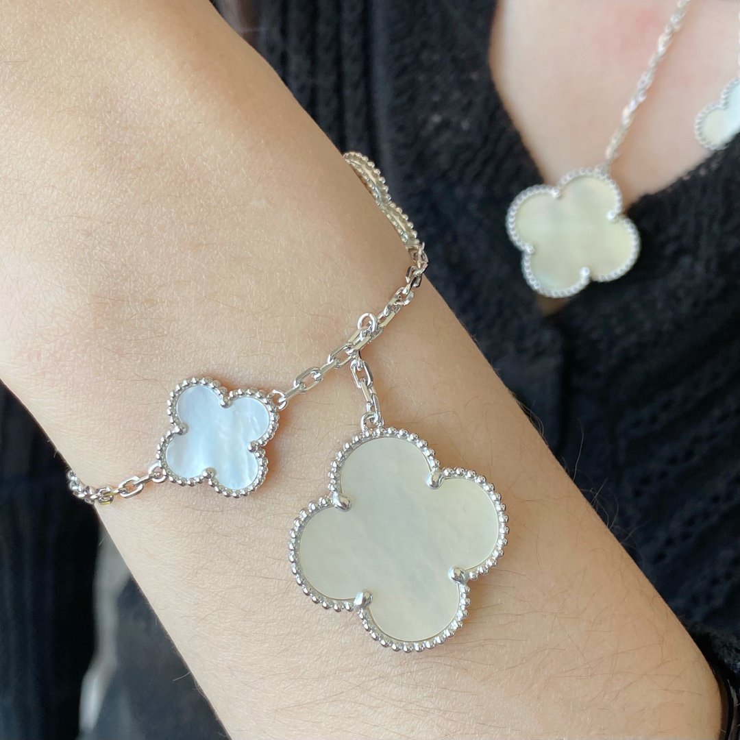 [Love Lucky]CLOVER 5 MOTIV WEISSER MOP SILBERARMBAND