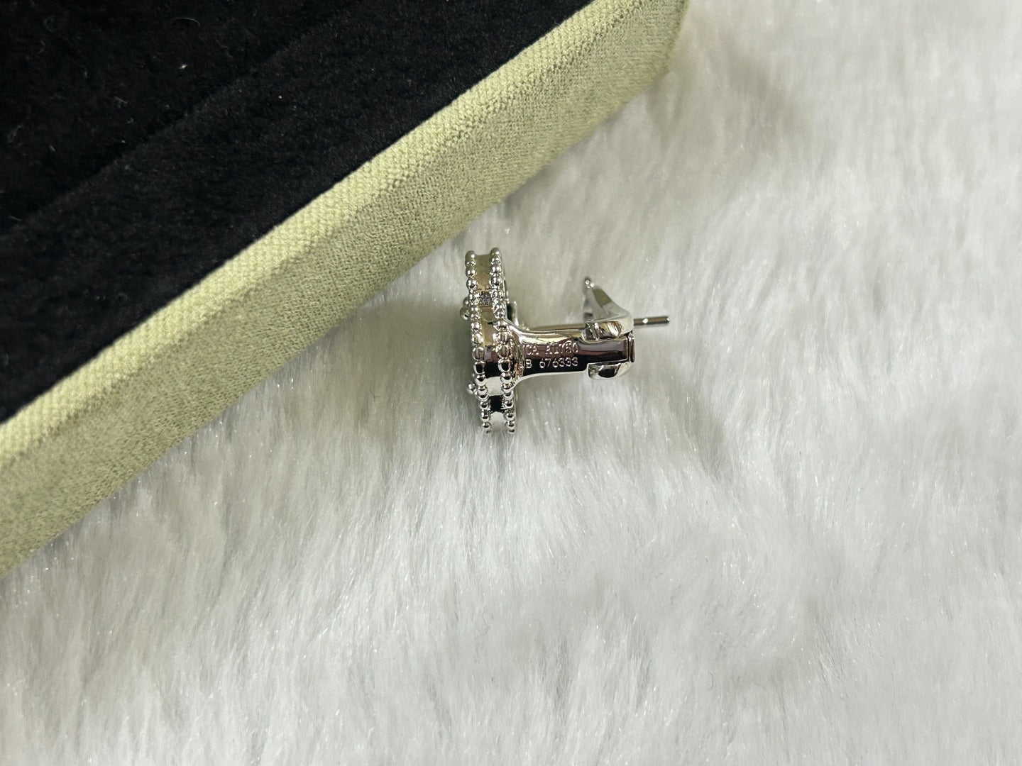 [Love Lucky]CLOVER PIETERSITE MEDIUM OHRSTECKER