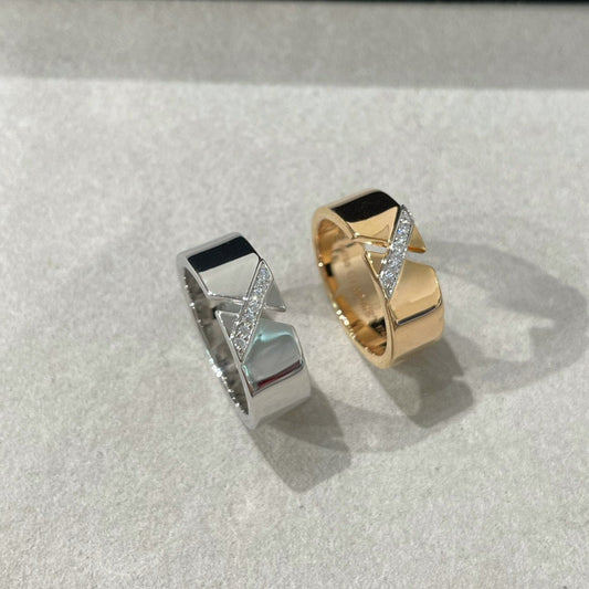 [Love Lucky] LIENS EVIDENCE DIAMOND RING