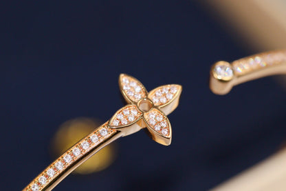 [Love Lucky]IDYLLE ROSA GOLD OFFENES ARMBAND MIT DIAMANTEN