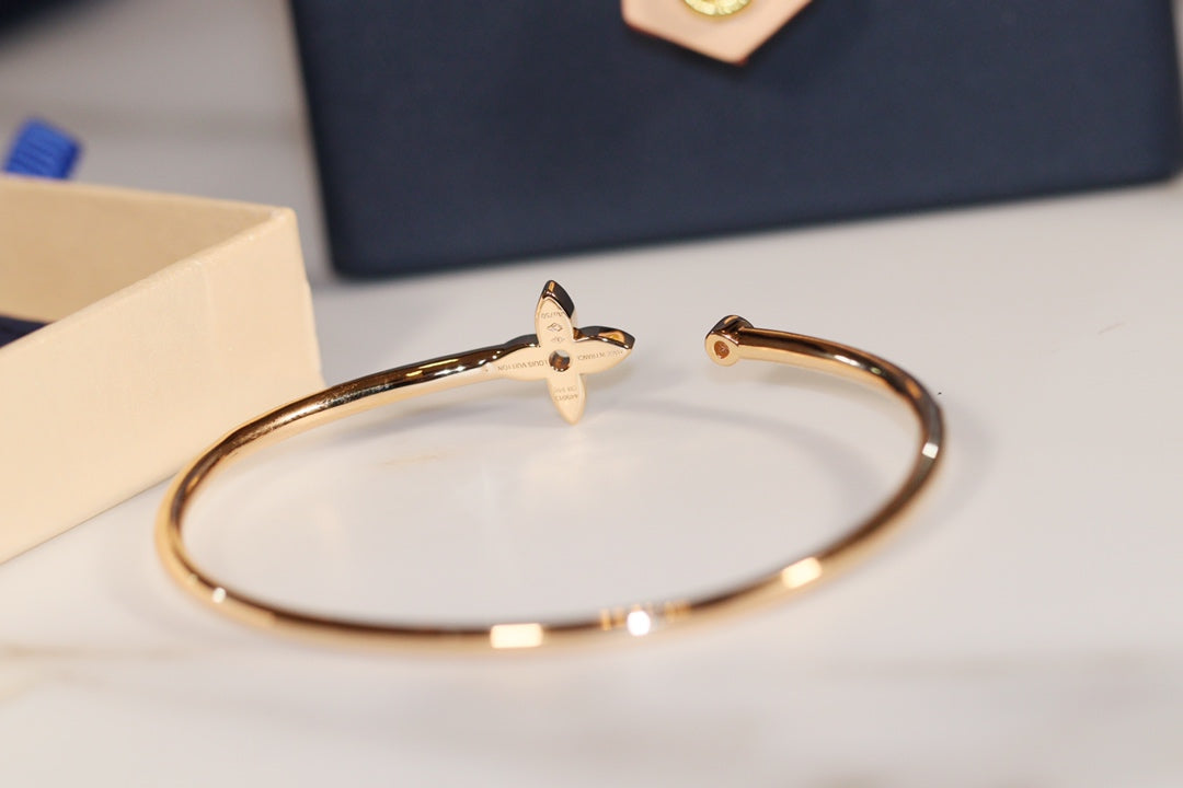 [Love Lucky]IDYLLE GOLD OFFENES ARMBAND MIT DIAMANTEN