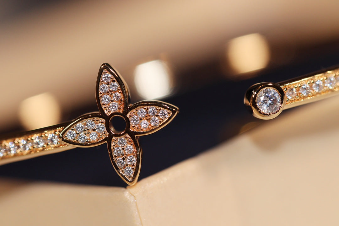 [Love Lucky]IDYLLE GOLD OFFENES ARMBAND MIT DIAMANTEN