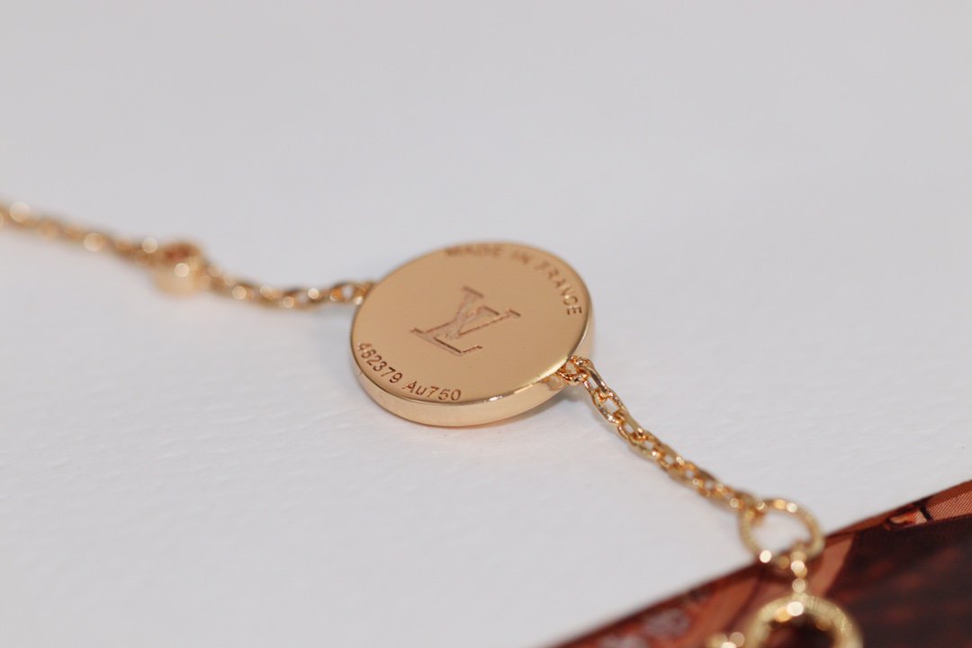 [Love Lucky] Armband aus Roségold mit Stern- und Sonnenmotiv und 4 Malachit-Motiven