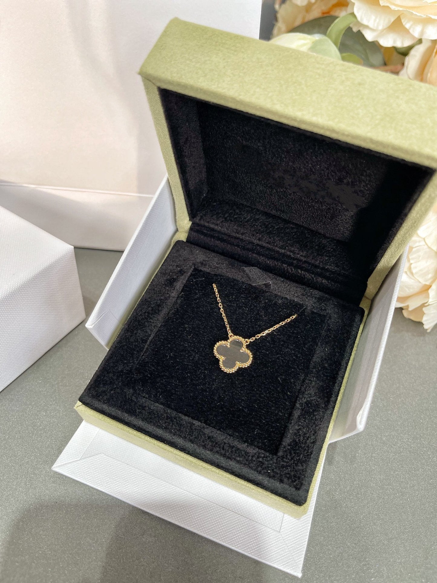 [Love Lucky]CLOVER BERGKRISTALL ROSÉGOLD HALSKETTE