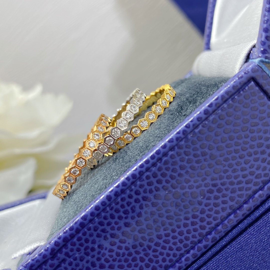 [Love Lucky]BEE LOVE DIAMOND PAVED SMALL RING