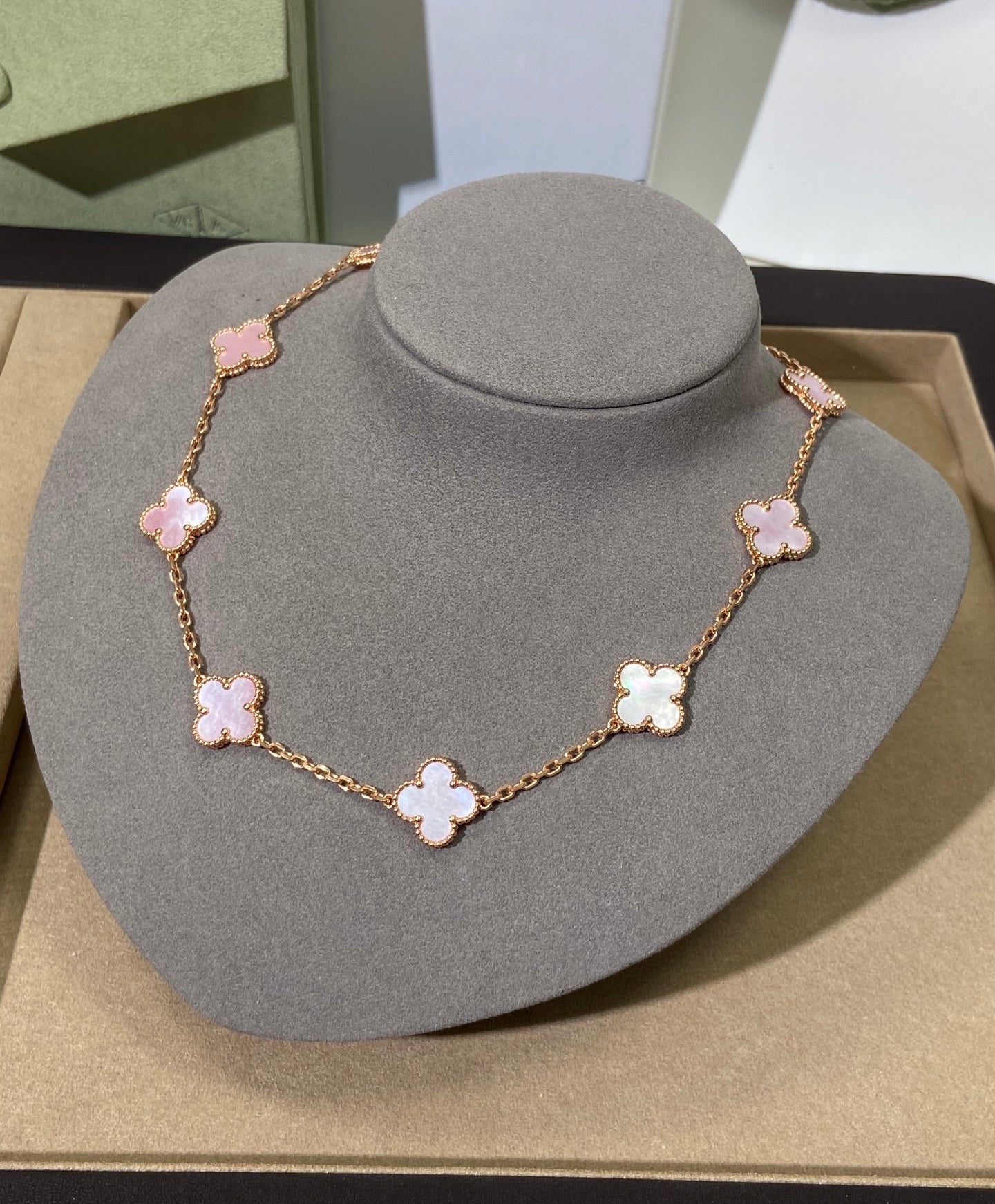 [Love Lucky]CLOVER 10 Motive Onyx Halskette