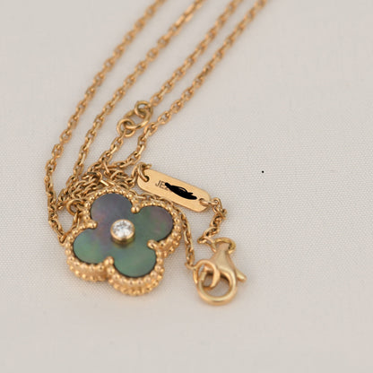 [Love Lucky]CLOVER 15MM DIAMANT- UND GRAUMUTTER-HALSKETTE