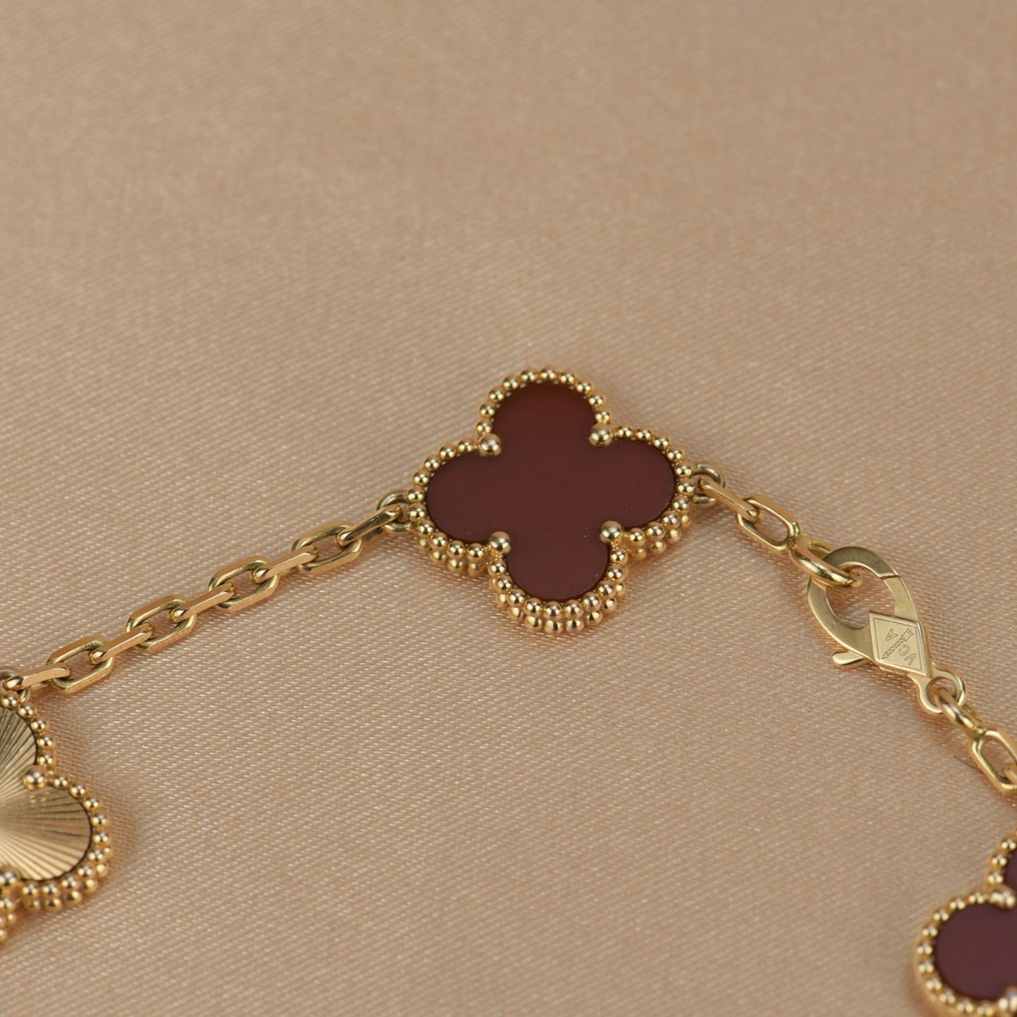 [Love Lucky]CLOVER 5 MOTIVE KARNEOL GOLDARMBAND 