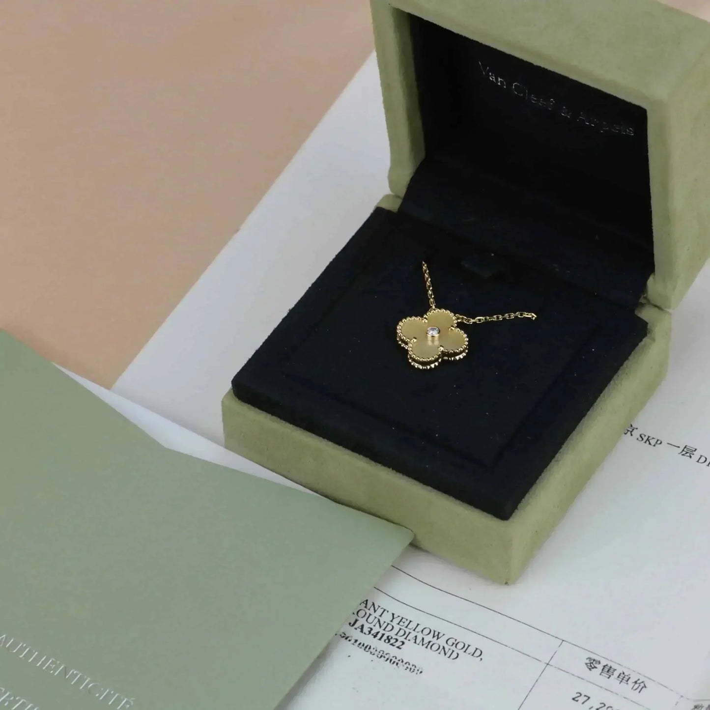 [Love Lucky]CLOVER 15MM DIAMANT GOLD PERLMUTT HALSKETTE