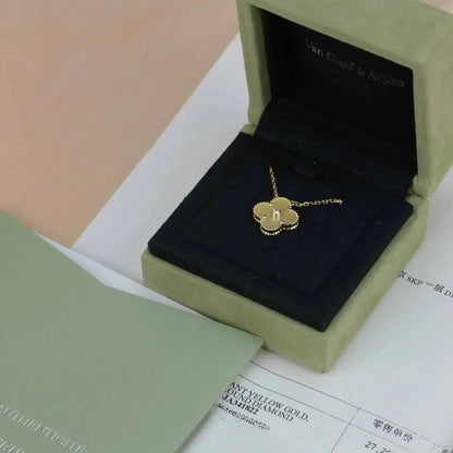 [Love Lucky]CLOVER 15MM DIAMANT GOLD PERLMUTT HALSKETTE