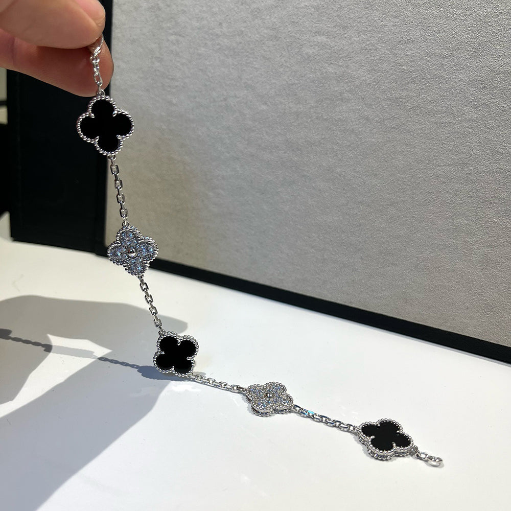 [ラブラッキー]クローバー5モチーフオニキスダイヤモンドブレスレットシルバー
