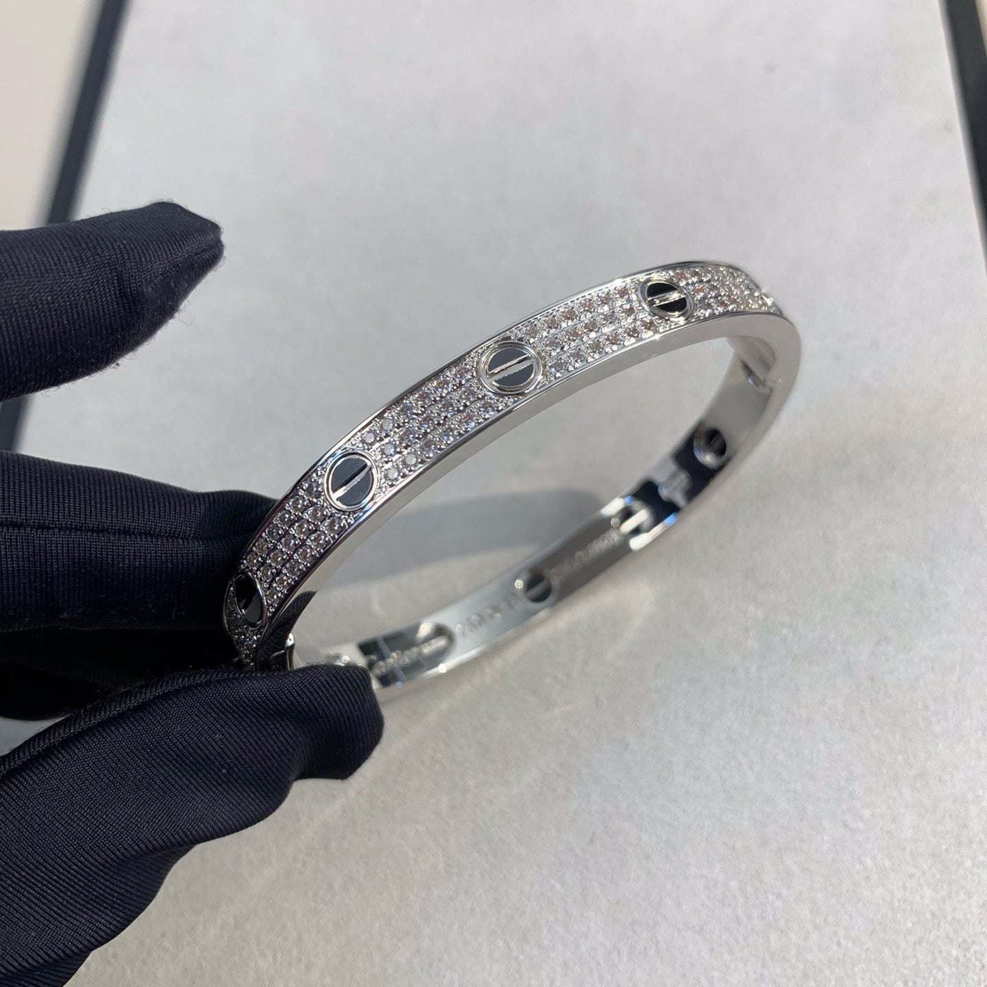 [Love Lucky]LOVE BRACELET 6.1MM DIAMOND-PAVED CERAMIC